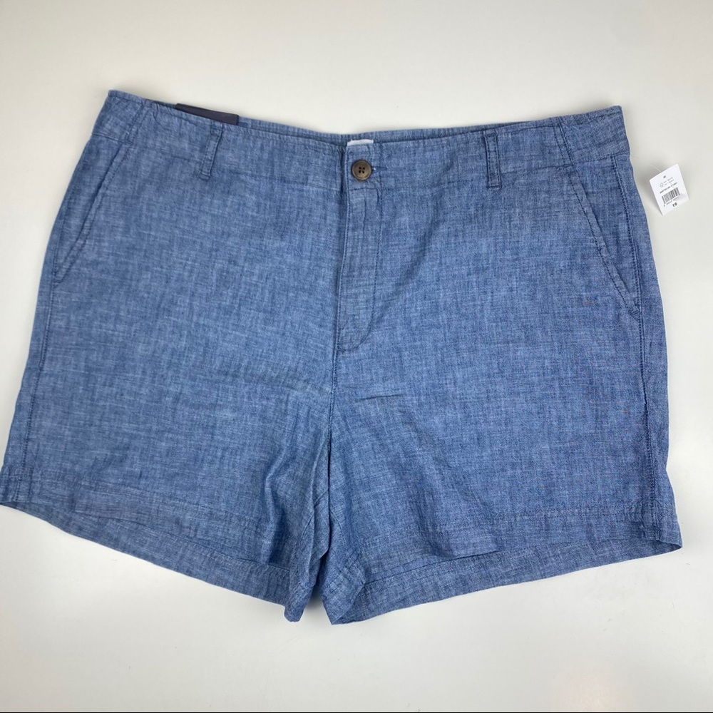 Gap Flat Front 5 inch Chambray Shorts Sz 16